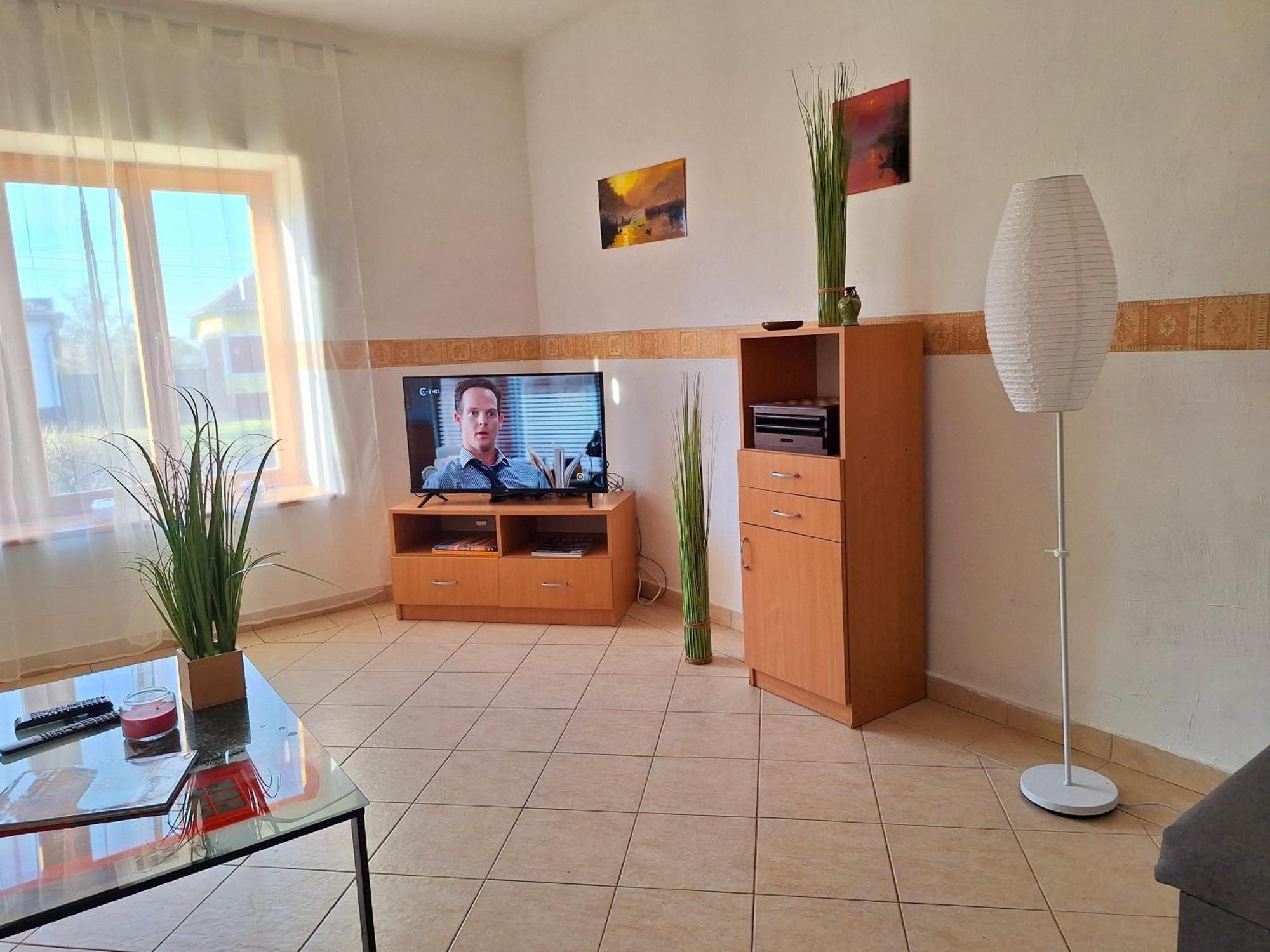 Watair House Apartment Sarud